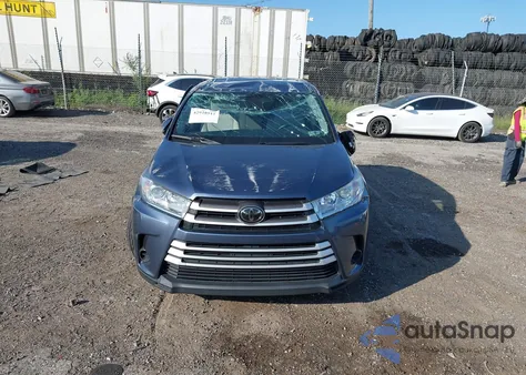 2018 Toyota Highlander Le from USA, damaged, VIN 5TDBZRFH0JS862844